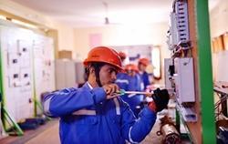 ITI ELECTRICIAN FITTER